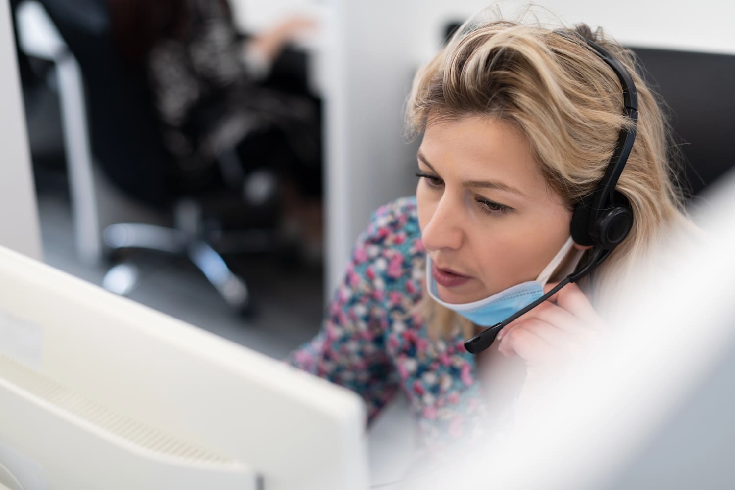 Healthcare AI Implementation: Why Communication Integration Matters More Than Technology / Mitel ANZ